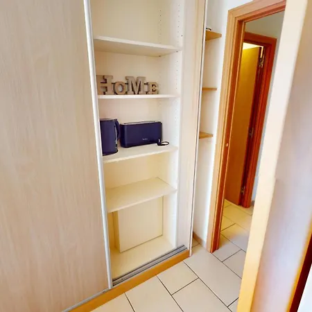 Apartment 108c -studio Avec Terrasse Et Parking Proche *